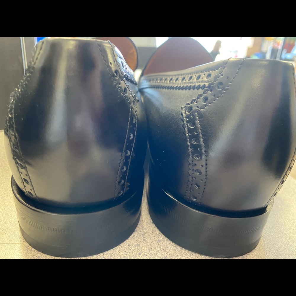 Gucci Mens Calfskin Web Bee Spirit Black Loafers - Picture 8 of 10
